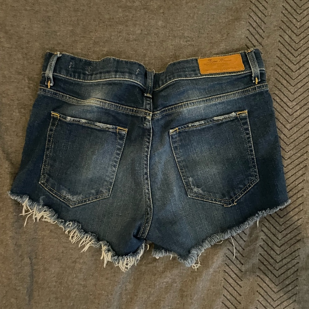 Zara jean short. EUC - Picture 3 of 3